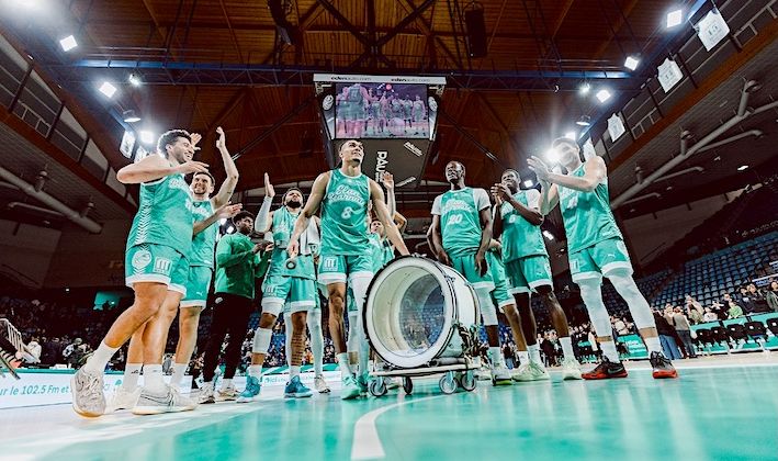 BALLE ORANGE – L’Elan en quart de finale. Les 16 Bleus attendus à Pau
